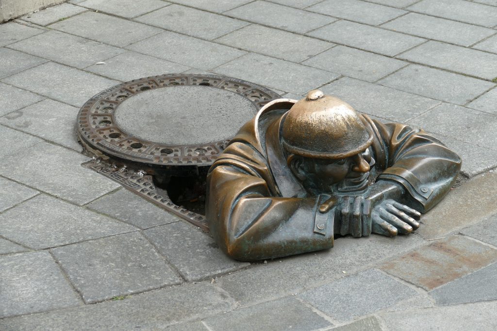 Das Mysterium vom Gullydeckel / Kanaldeckel